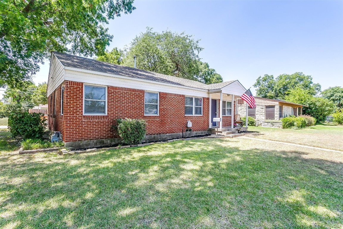 1507 Rindie Street Irving TX 75060