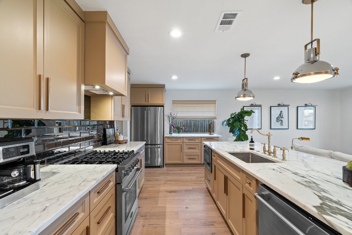 3171 Lockmoor Lane Dallas TX 75220