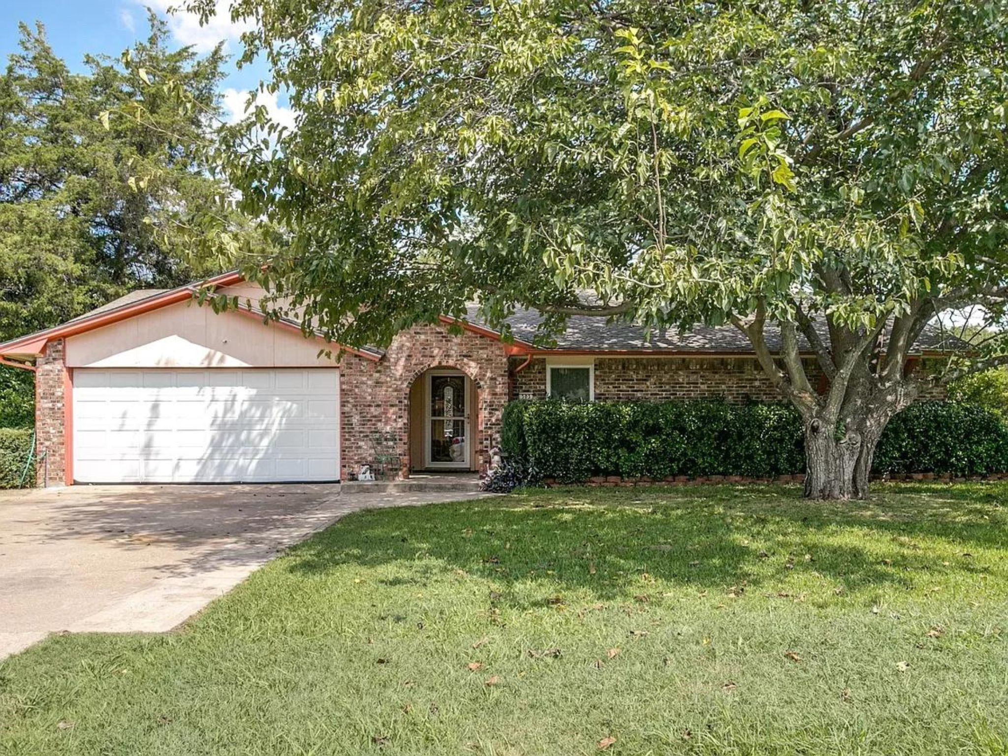 503 Lakeside Drive Duncanville TX 75116