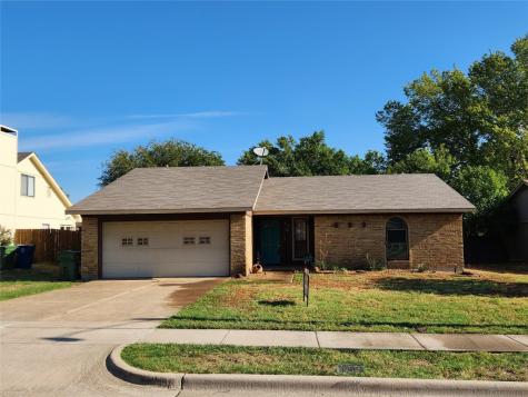 831 Salem Trail Lewisville TX 75067