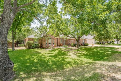 6303 Kenilworth Court Granbury TX 76049