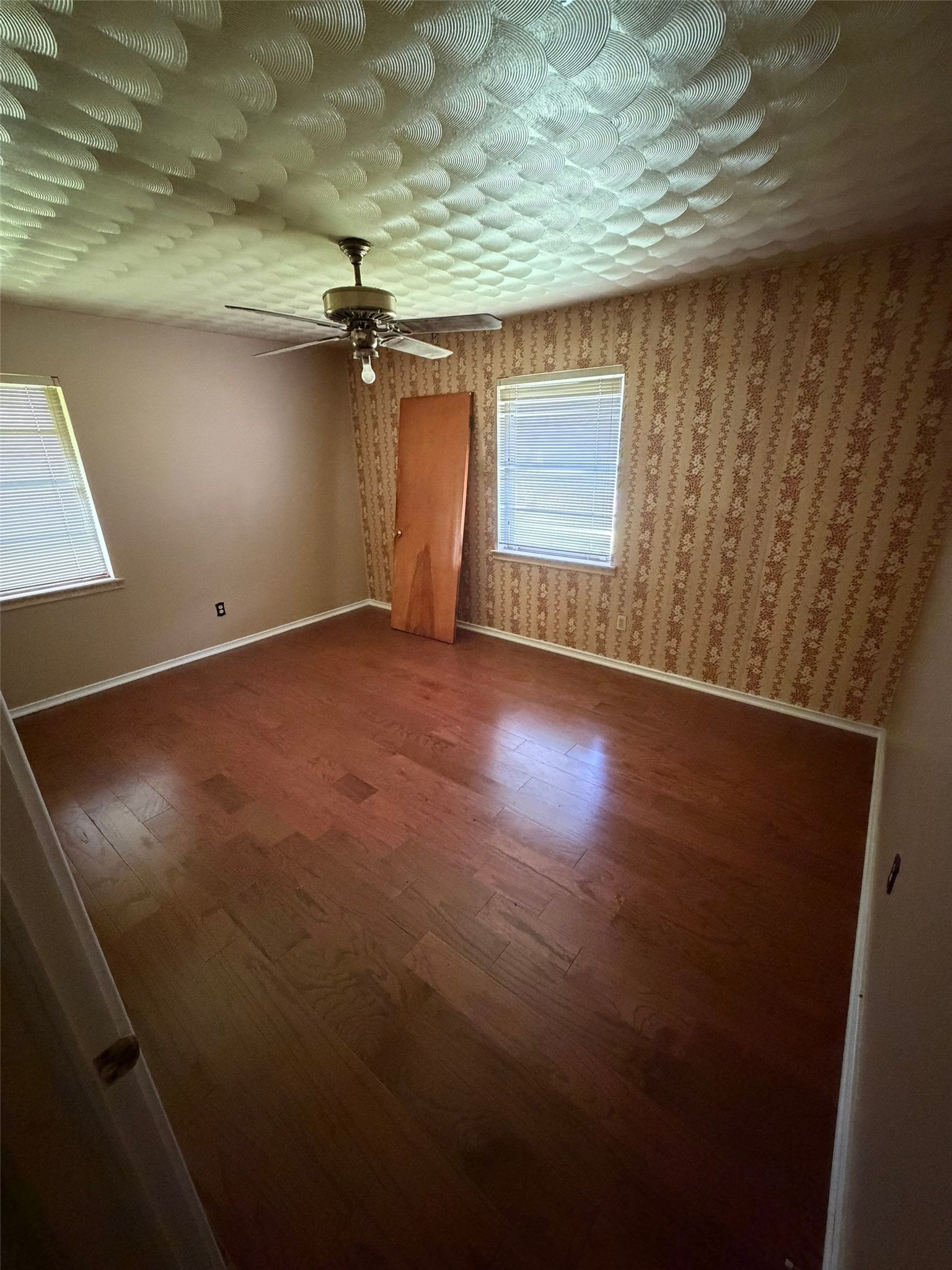 8351 Teresa Drive Dallas TX 75217