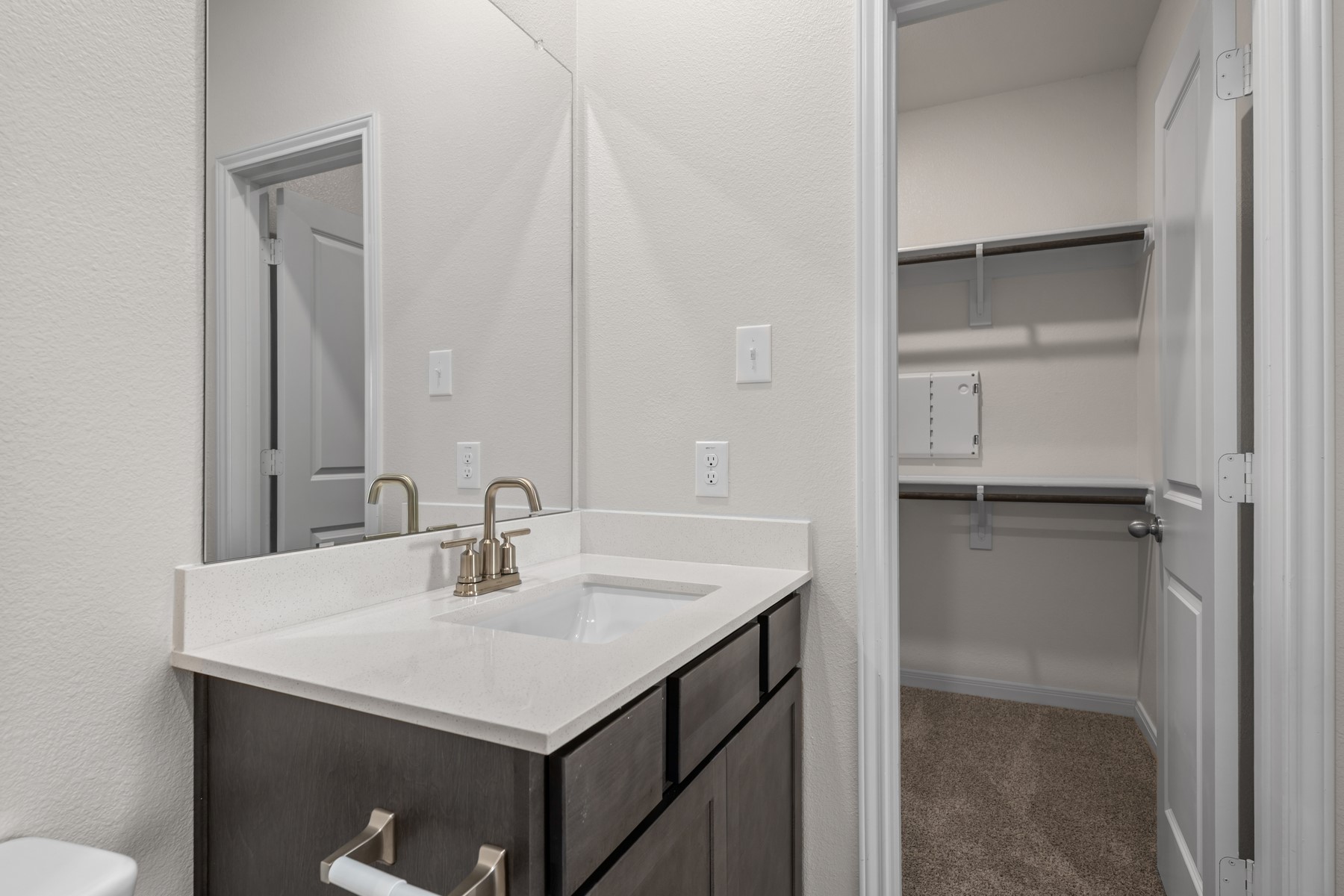 8320 White Wolf Trail Ponder TX 76259