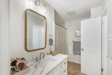 2911 Kircaldy Court Arlington TX 76015