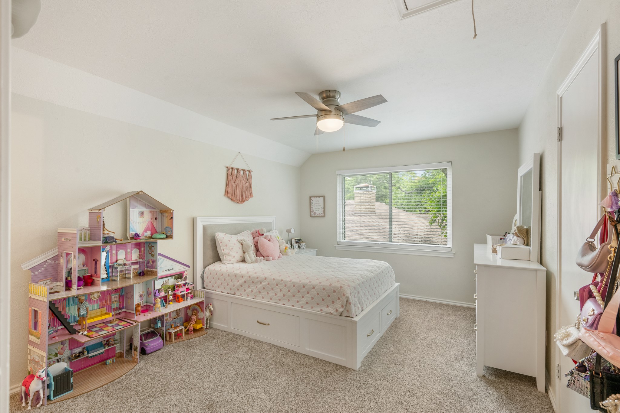 2911 Kircaldy Court Arlington TX 76015