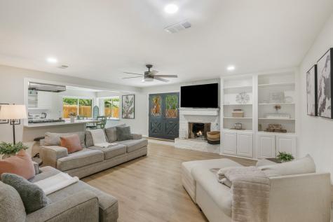 2911 Kircaldy Court Arlington TX 76015