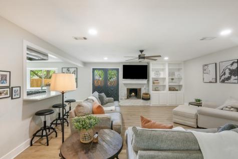 2911 Kircaldy Court Arlington TX 76015