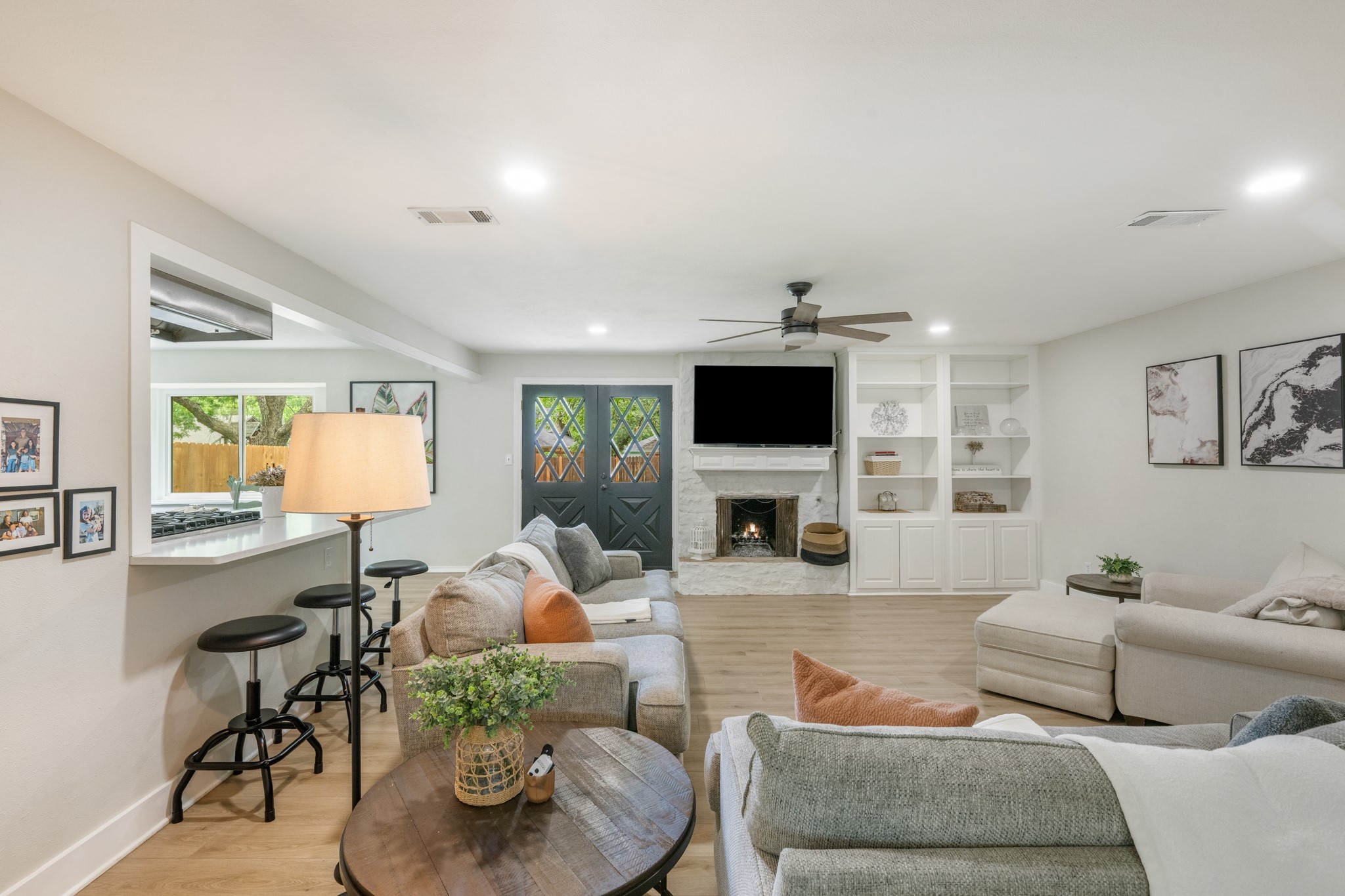 2911 Kircaldy Court Arlington TX 76015