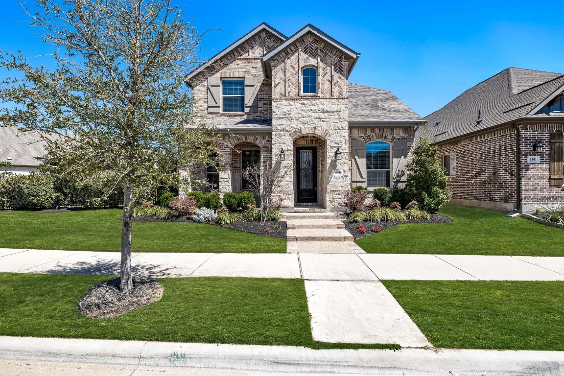 4303 Meadow Hawk Drive Arlington TX 76005