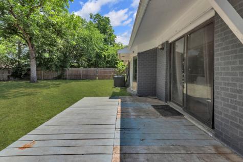 821 Lovers Lane Grapevine TX 76051