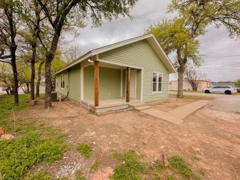 2402 SW 5th Avenue Mineral Wells TX 76067