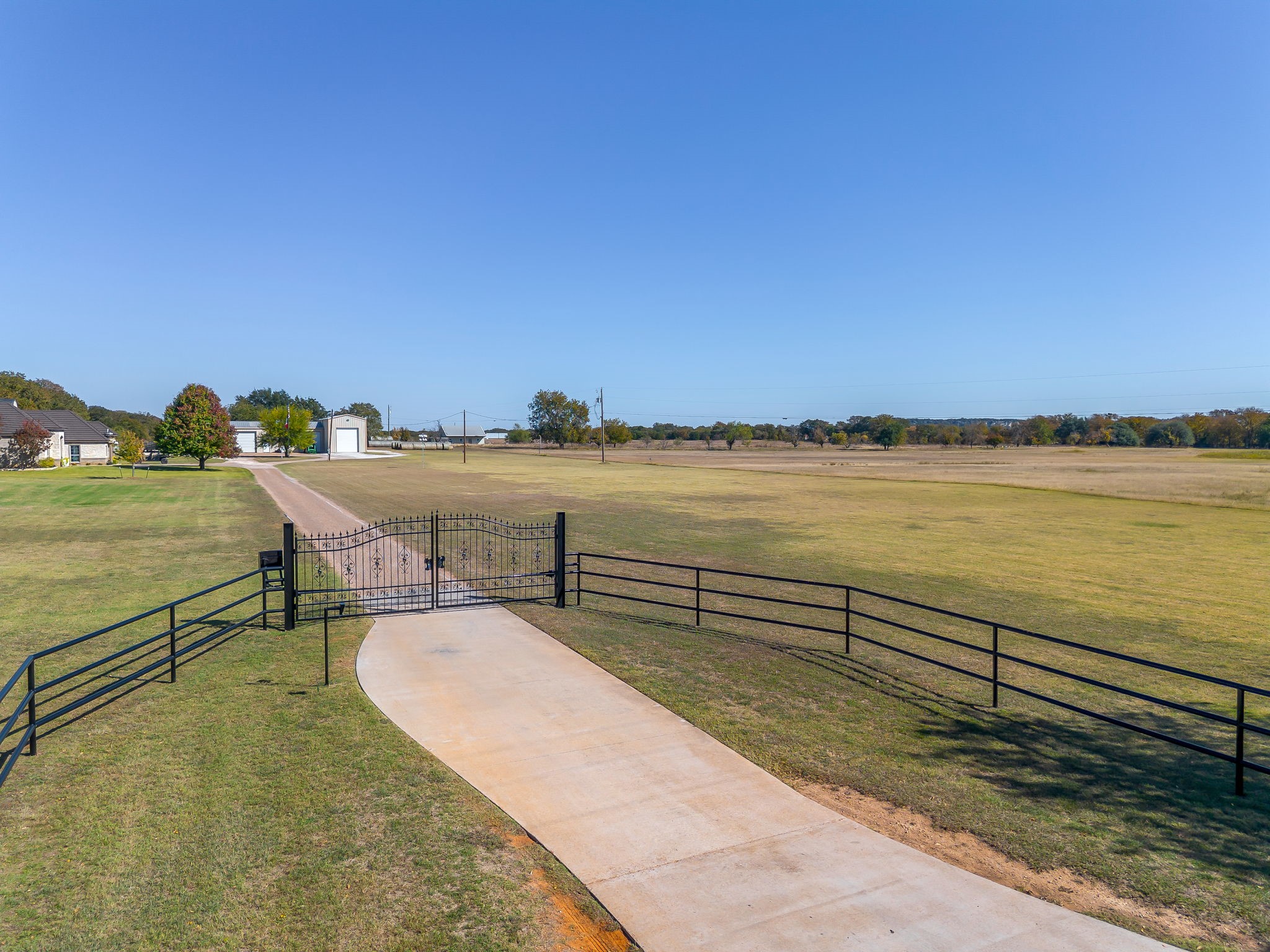 12801 County Road 1117 Cleburne TX 76033