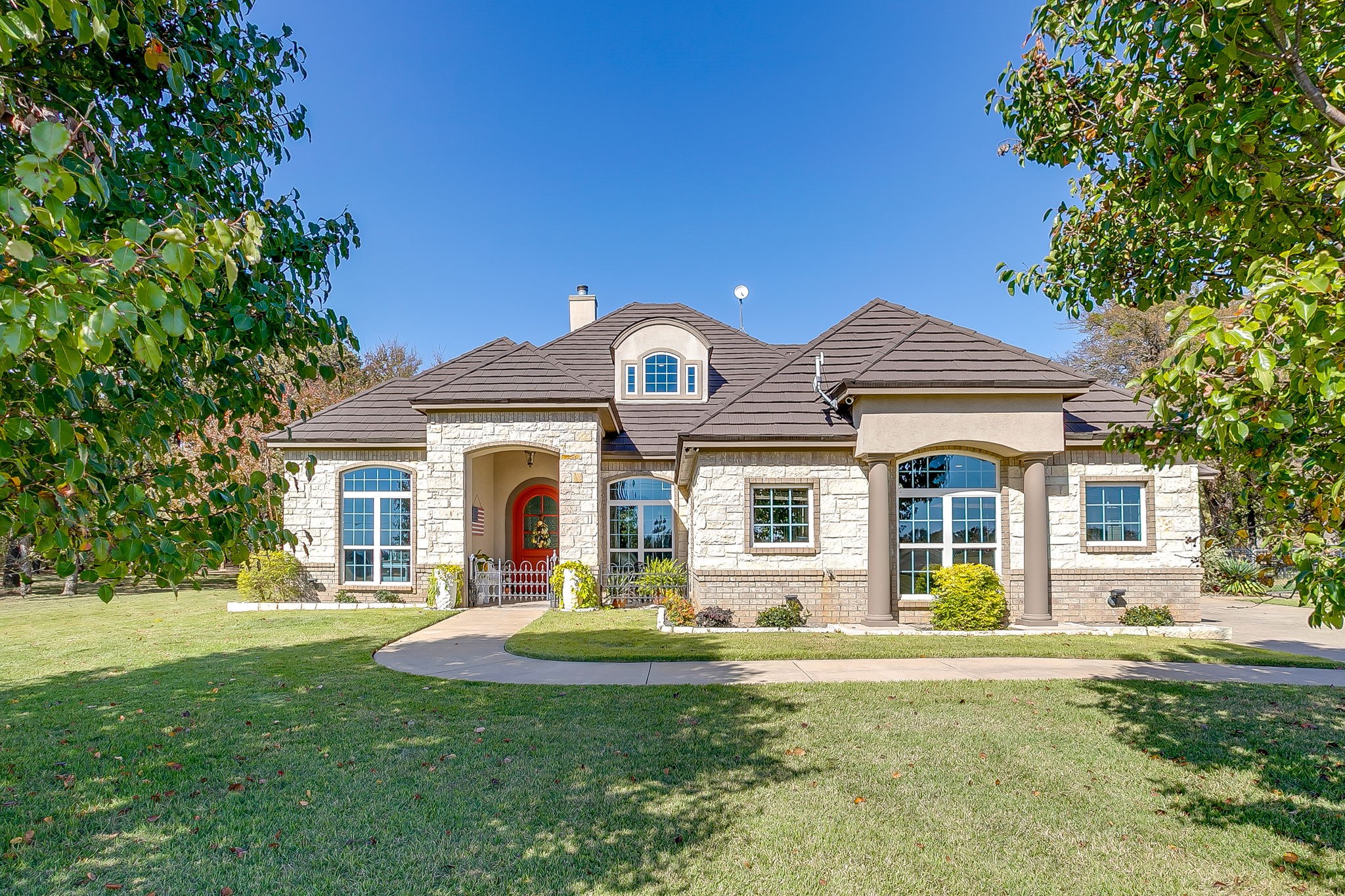 12801 County Road 1117 Cleburne TX 76033