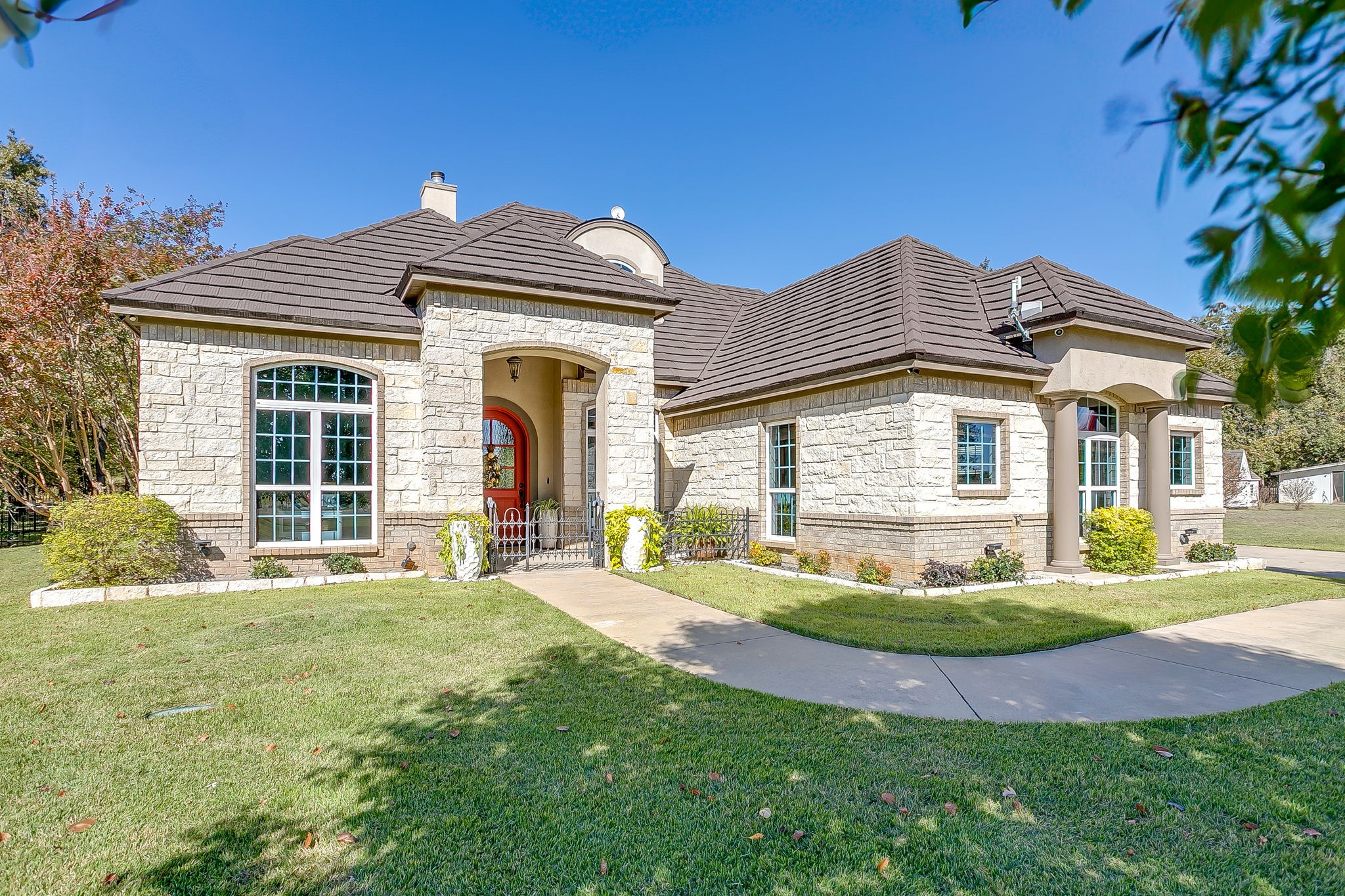 12801 County Road 1117 Cleburne TX 76033