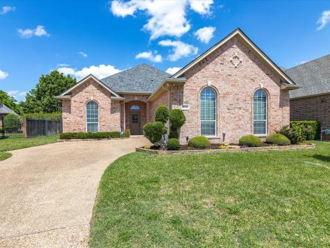 1032 Gabriel Lane Fort Worth TX 76116