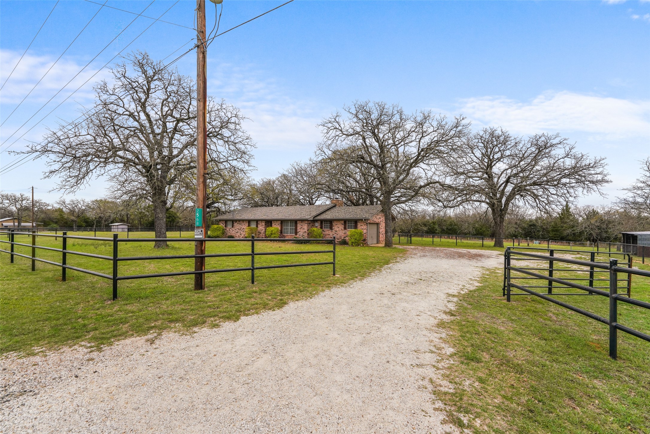 2568 County Road 310 Cleburne TX 76031