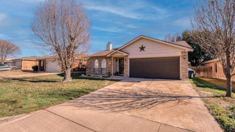 2745 Yoakum Street Fort Worth TX 76108