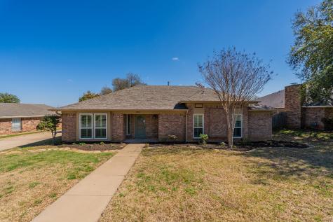 2812 Clearmeadow Street Bedford TX 76021