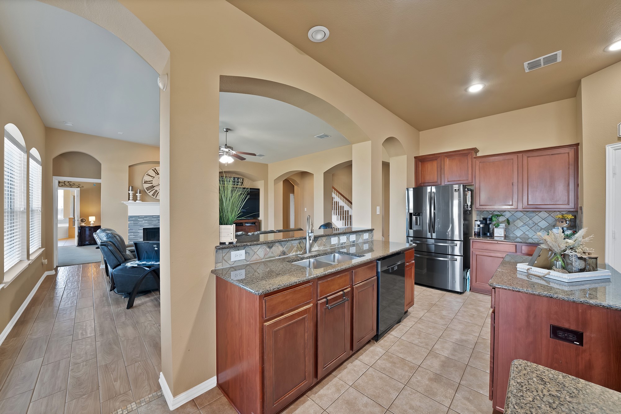 917 White Porch Avenue Forney TX 75126