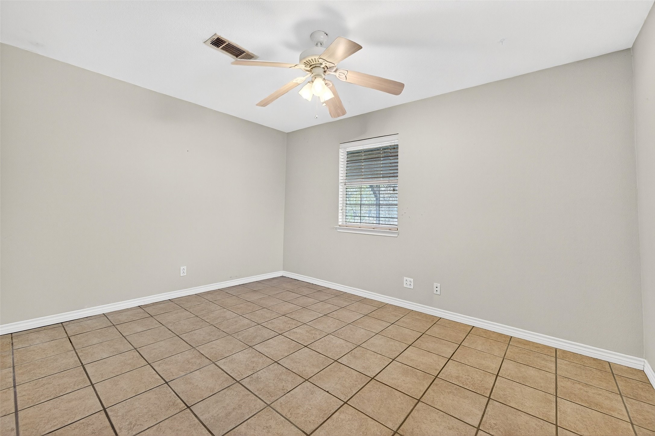 538 Lakewood Road Denison TX 75020