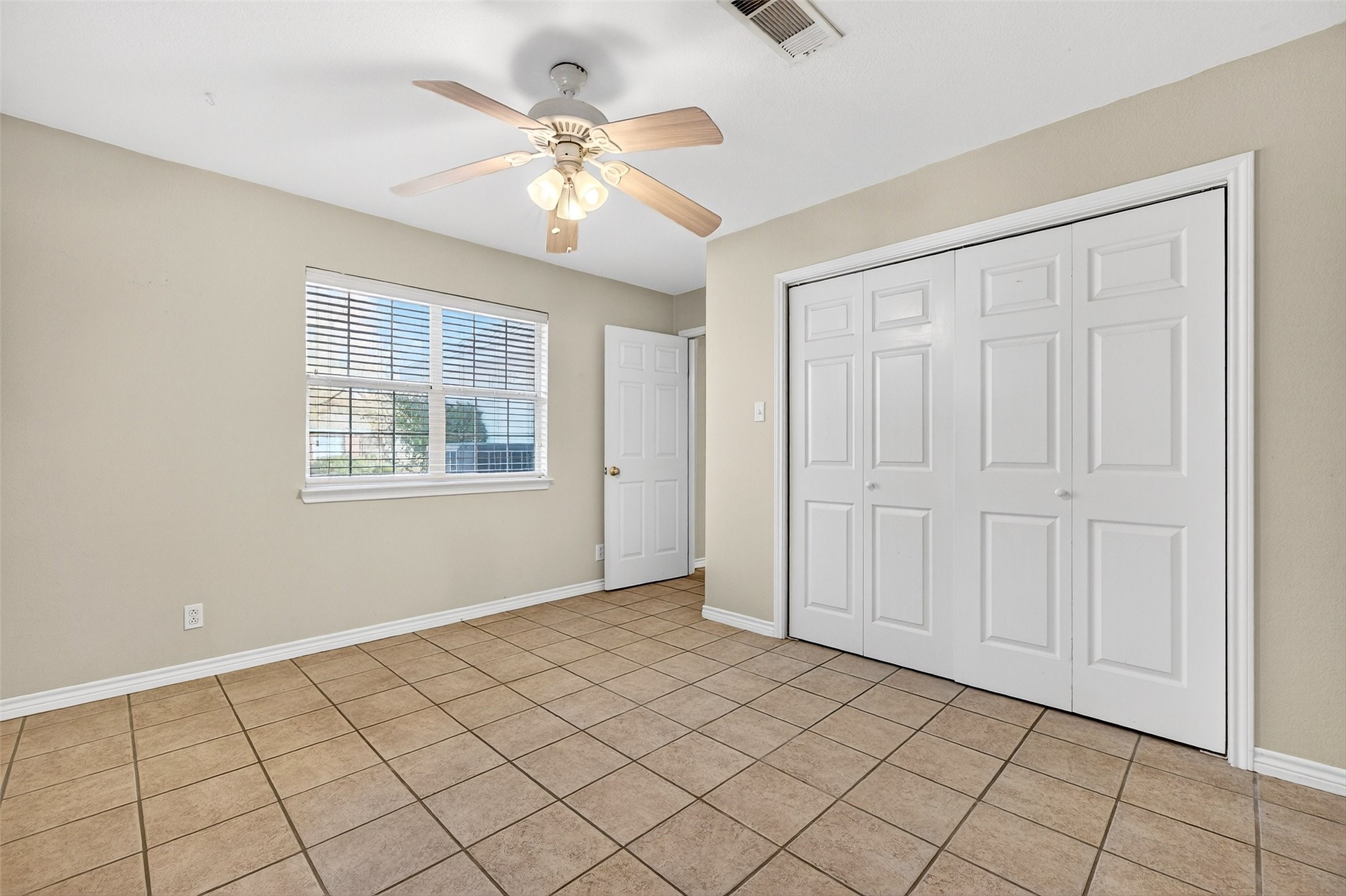 538 Lakewood Road Denison TX 75020