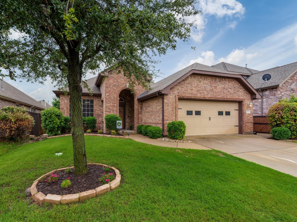 1516 Cockatiel Drive Little Elm TX 75068