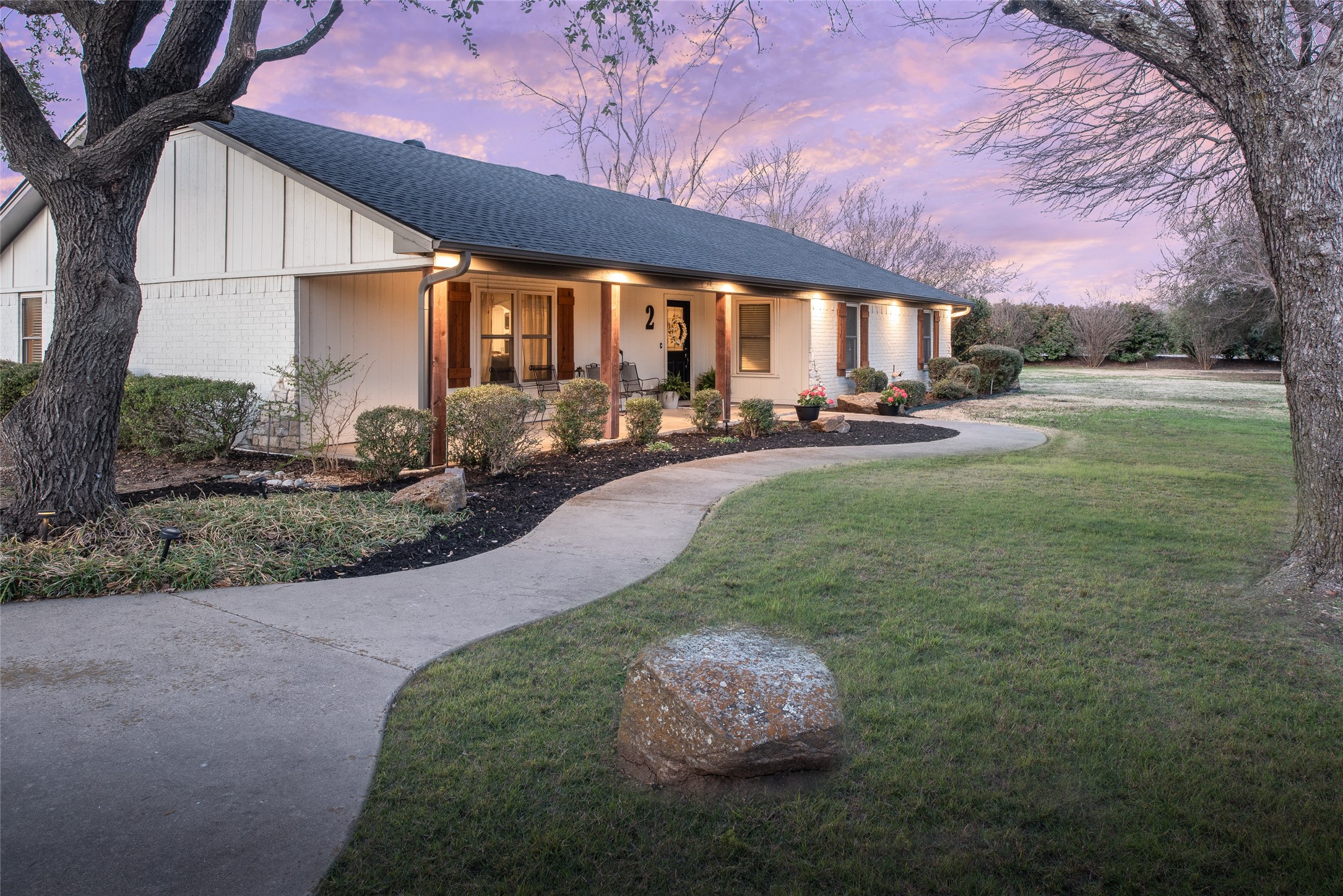 2 Moonlight Trail Lucas TX 75002
