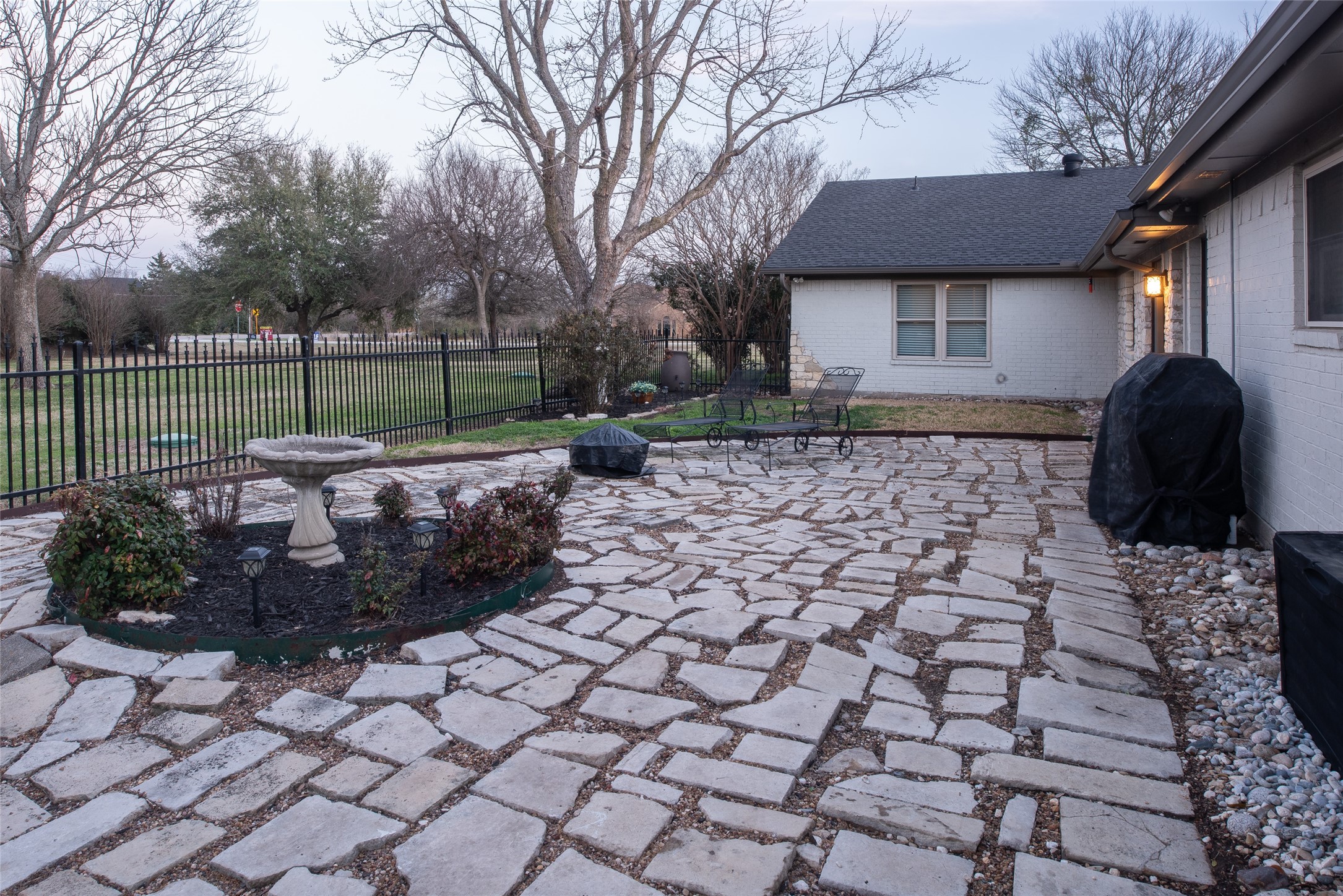 2 Moonlight Trail Lucas TX 75002