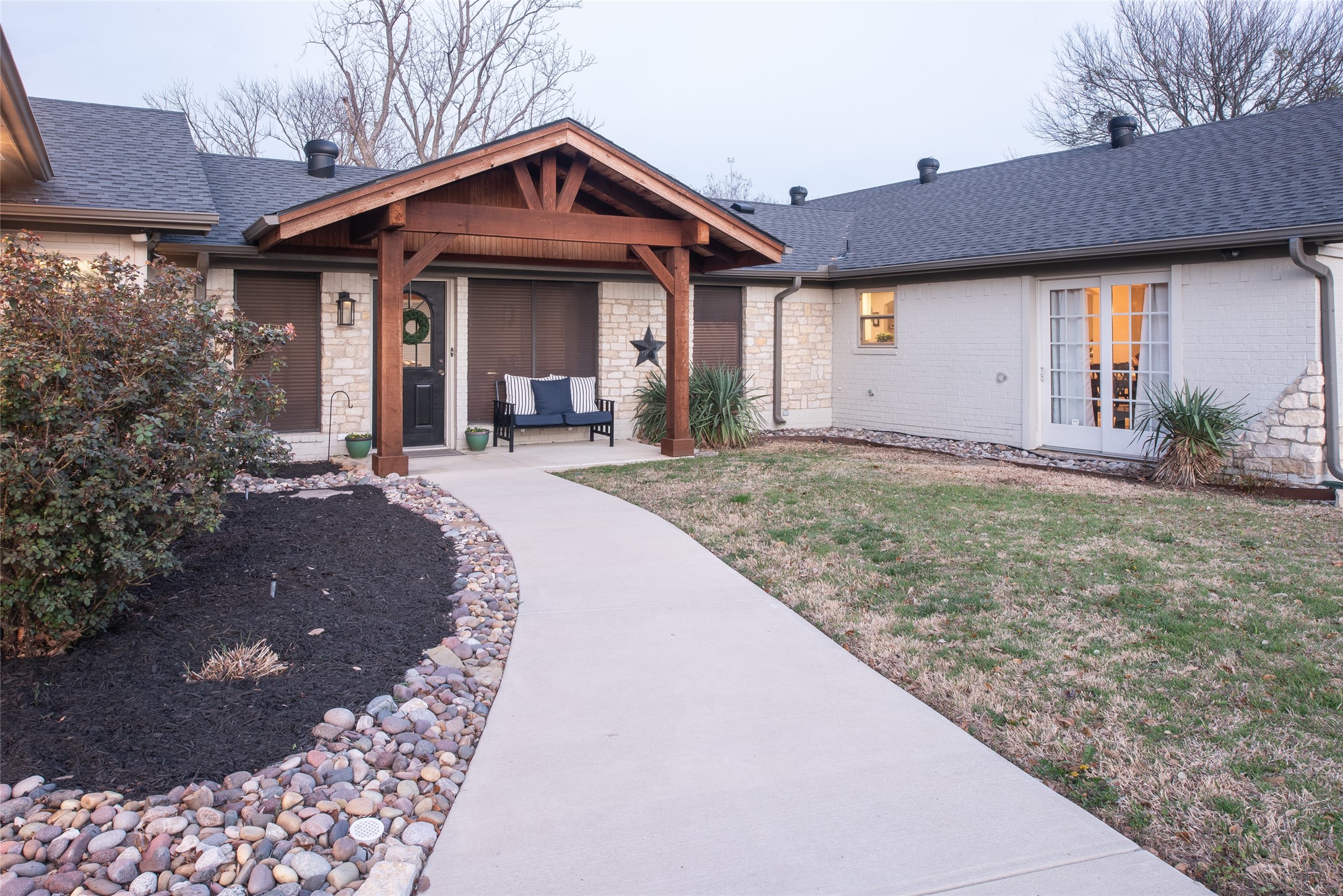 2 Moonlight Trail Lucas TX 75002