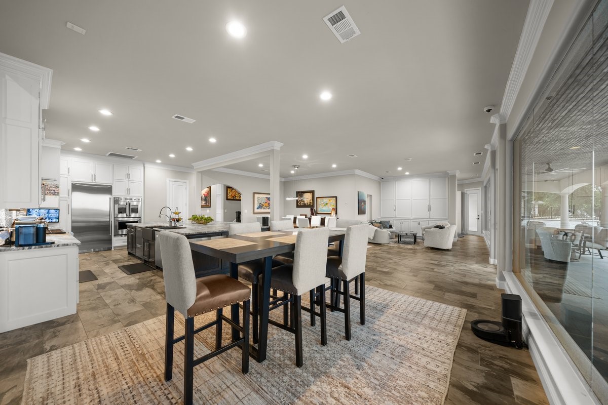 7004 Stone Bluff Court Granbury TX 76048