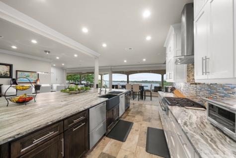 7004 Stone Bluff Court Granbury TX 76048