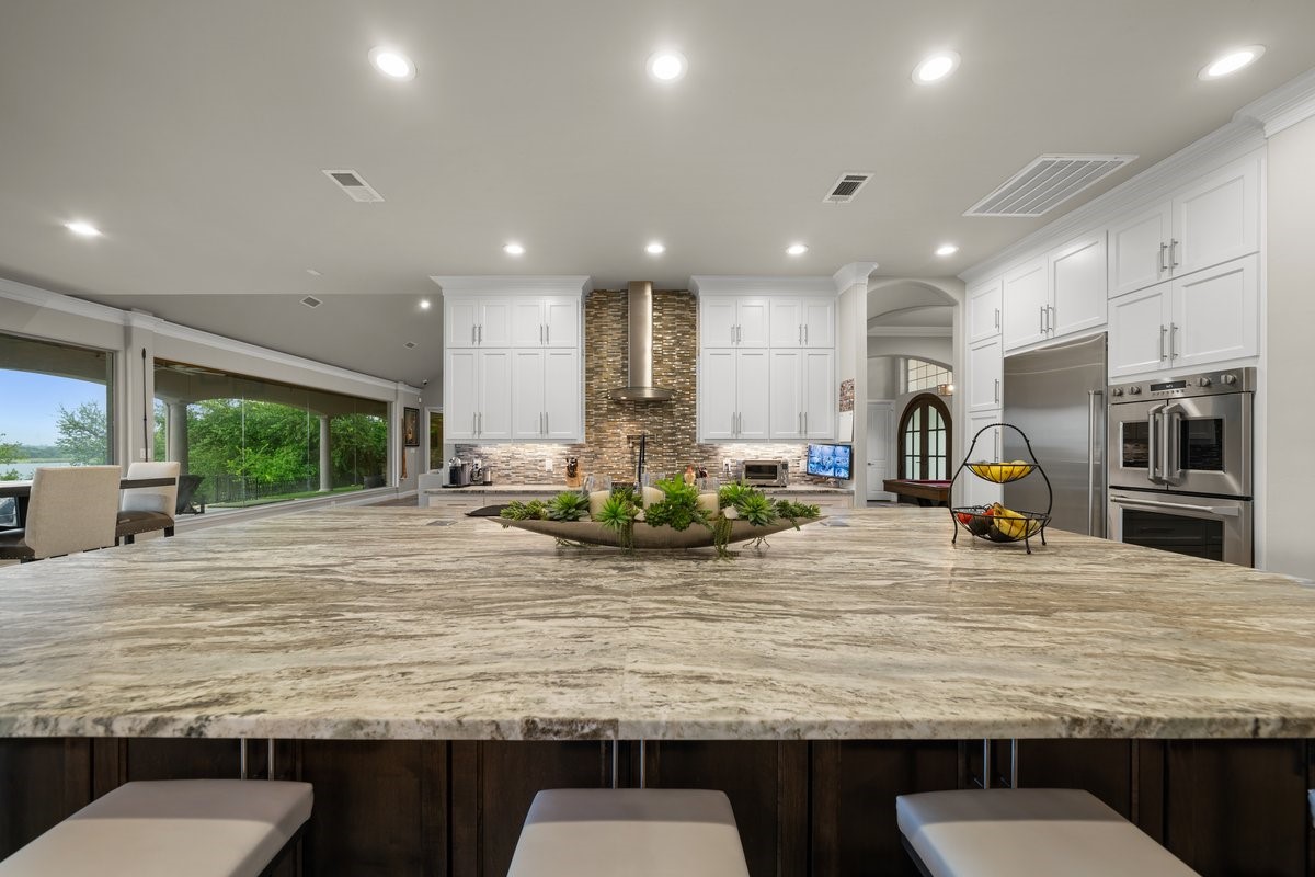 7004 Stone Bluff Court Granbury TX 76048