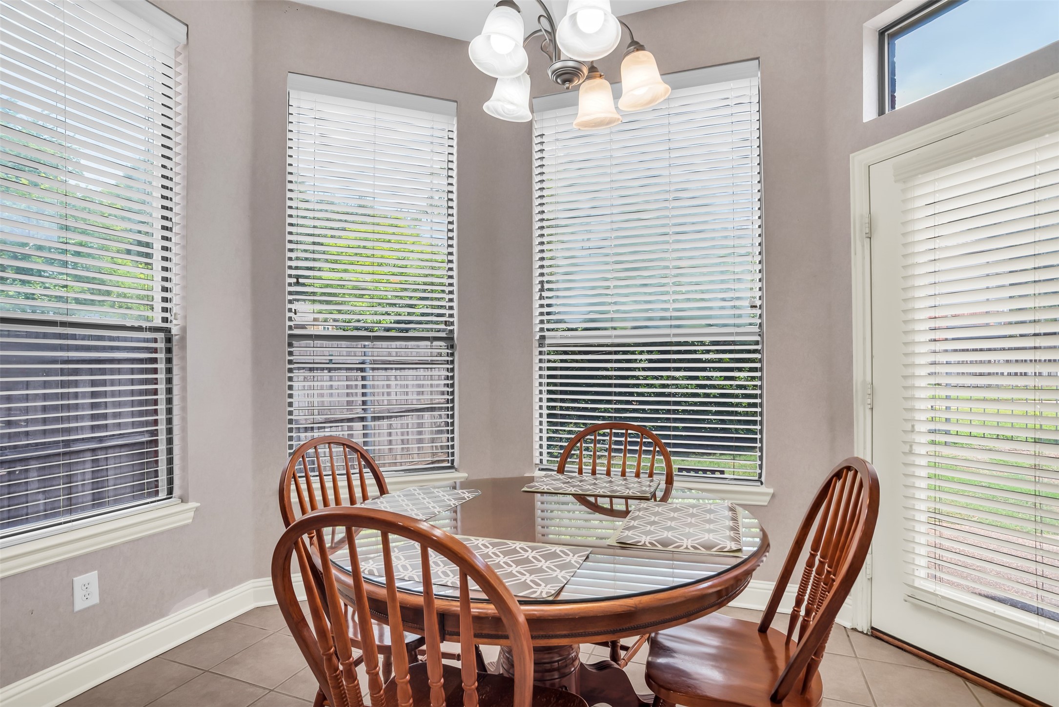 700 Cold Bay Lane Euless TX 76039