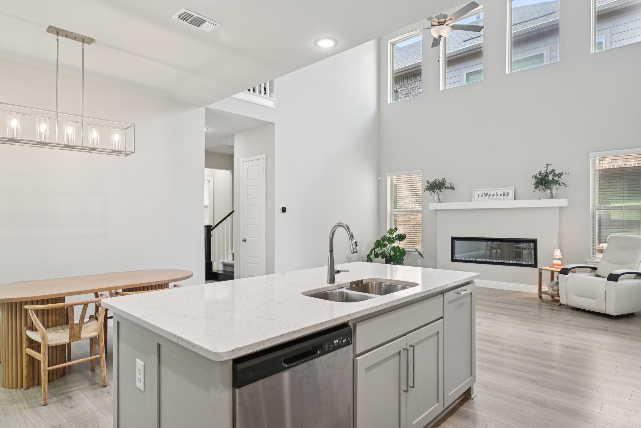 1919 Clinesmith Drive Farmers Branch TX 75234