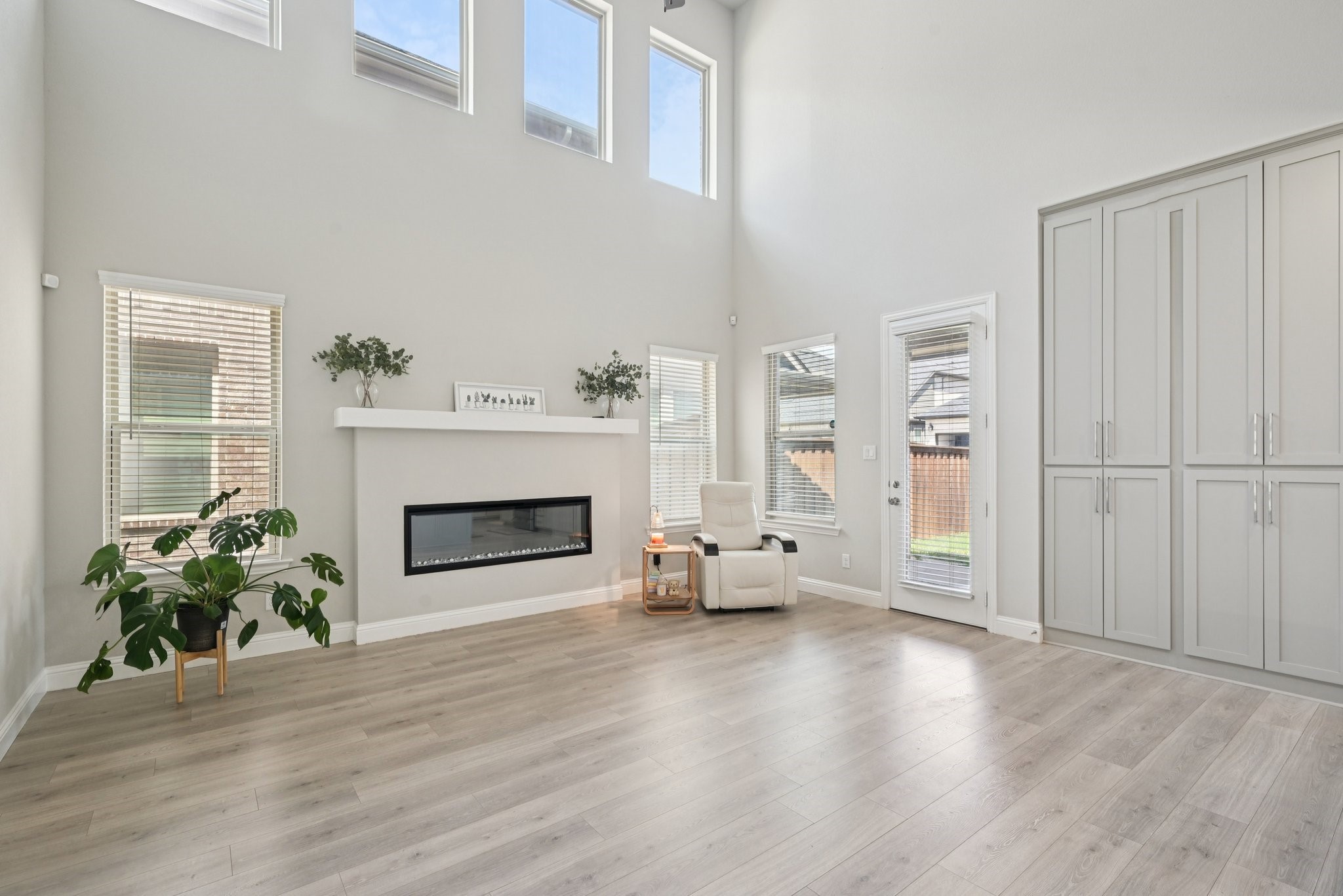 1919 Clinesmith Drive Farmers Branch TX 75234