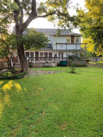 607 2nd Street Honey Grove TX 75446