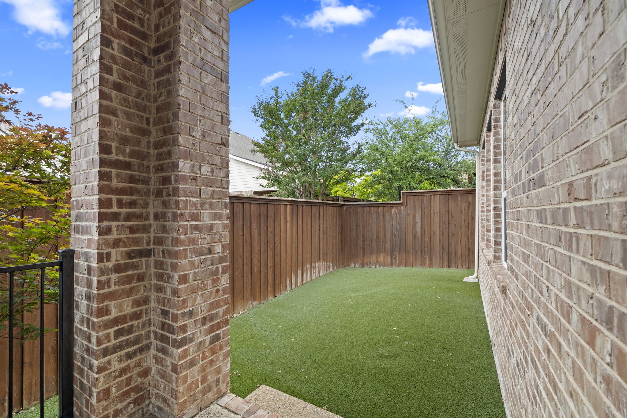 11321 Sanabel Drive Dallas TX 75218