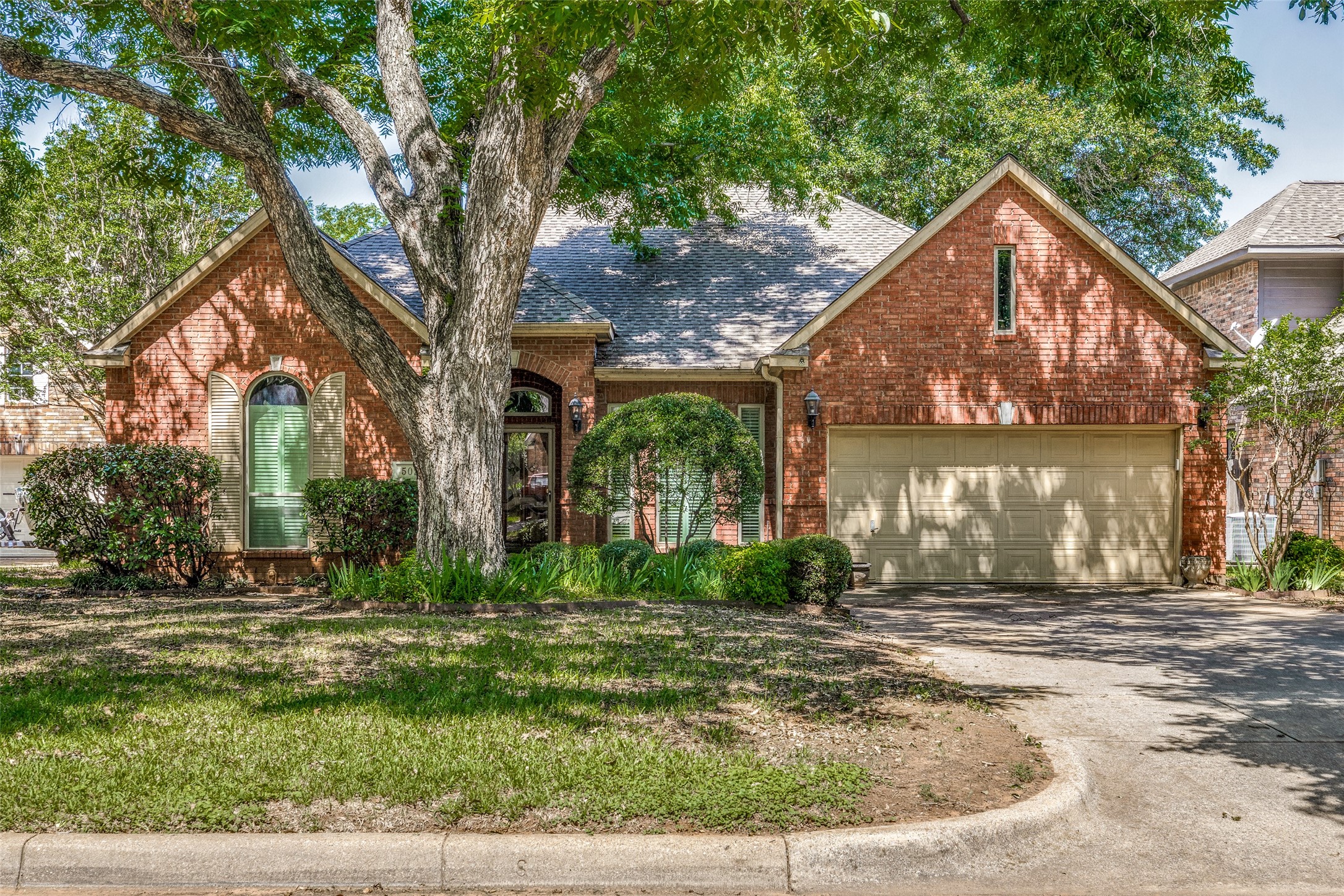 502 Dorcas Lane Arlington TX 76013