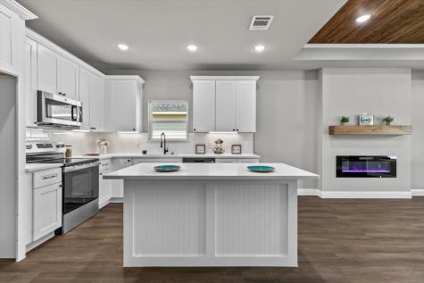 805 Arrowhead Court Granbury TX 76048