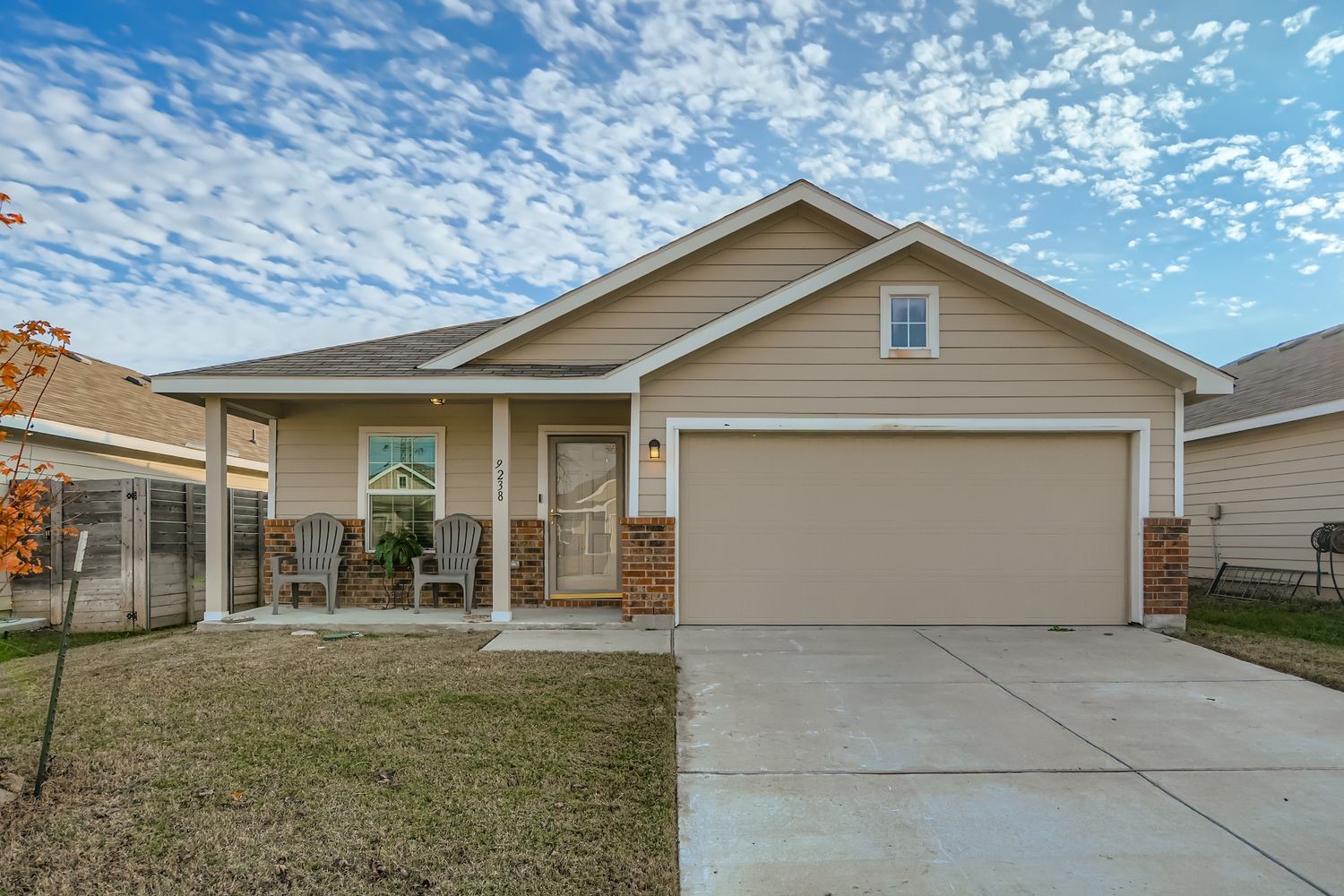 9238 Summerlee Street Dallas TX 75227