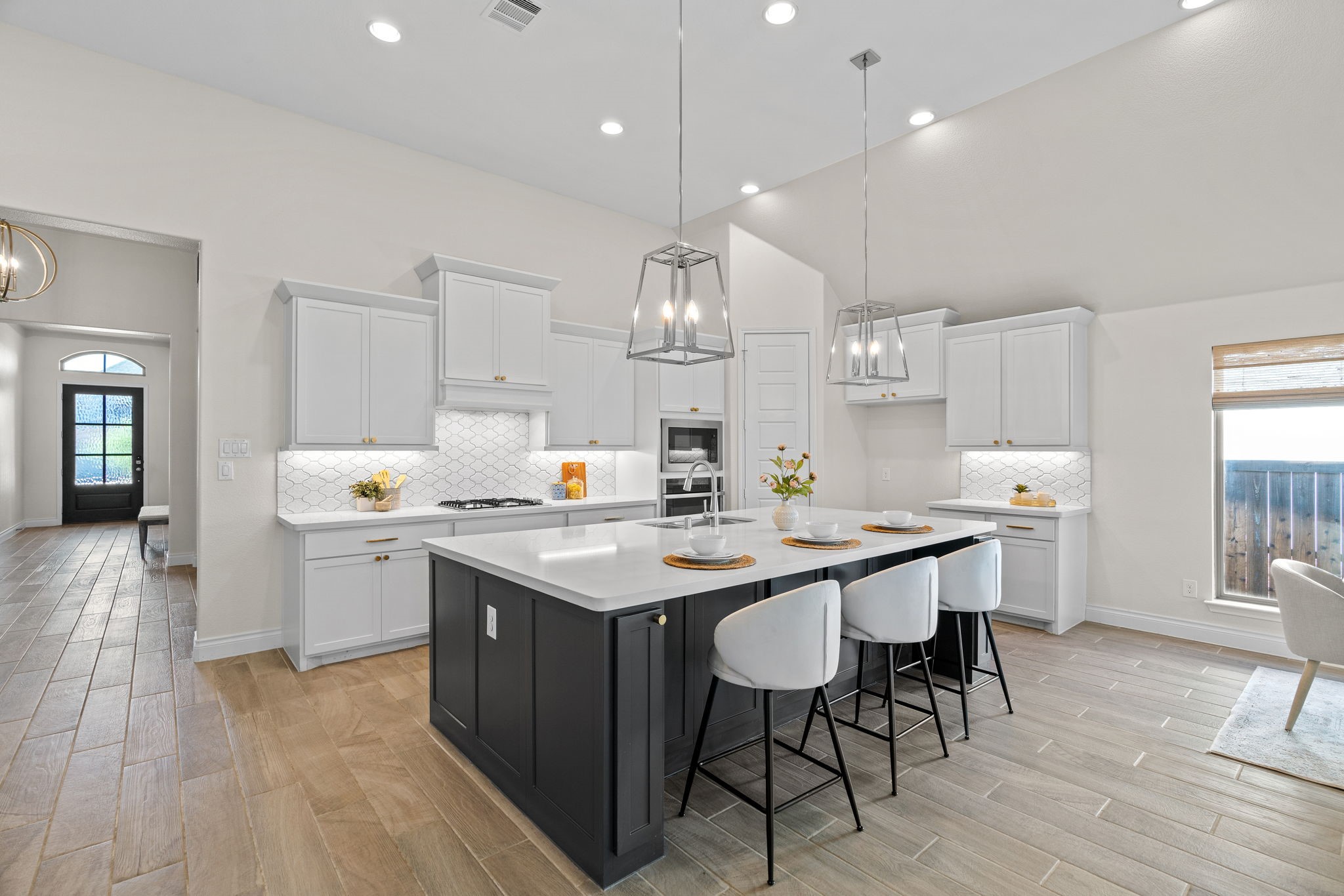 908 Quail Hollow Avenue Denton TX 76210