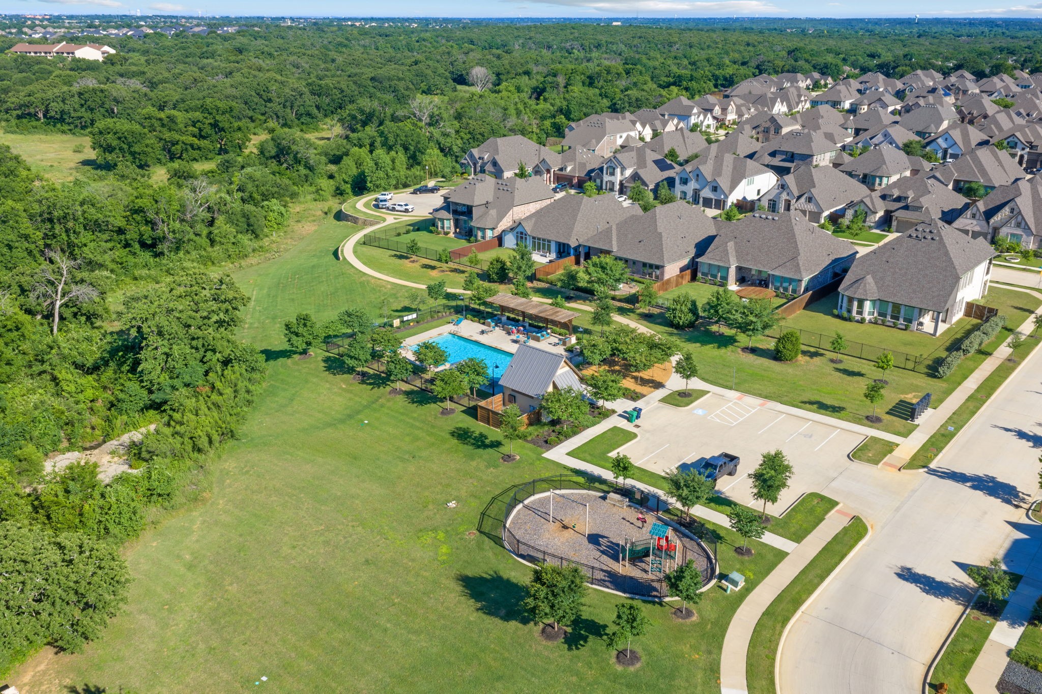 908 Quail Hollow Avenue Denton TX 76210