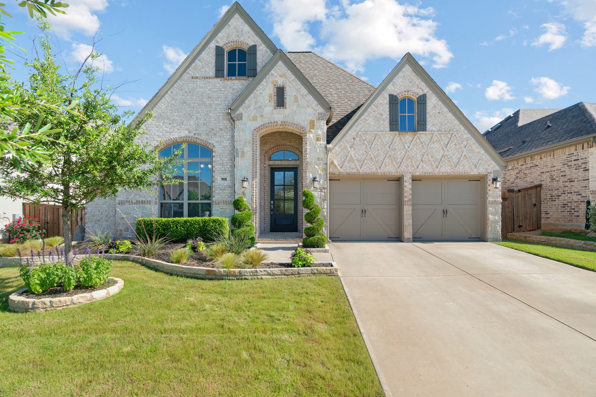 908 Quail Hollow Avenue Denton TX 76210