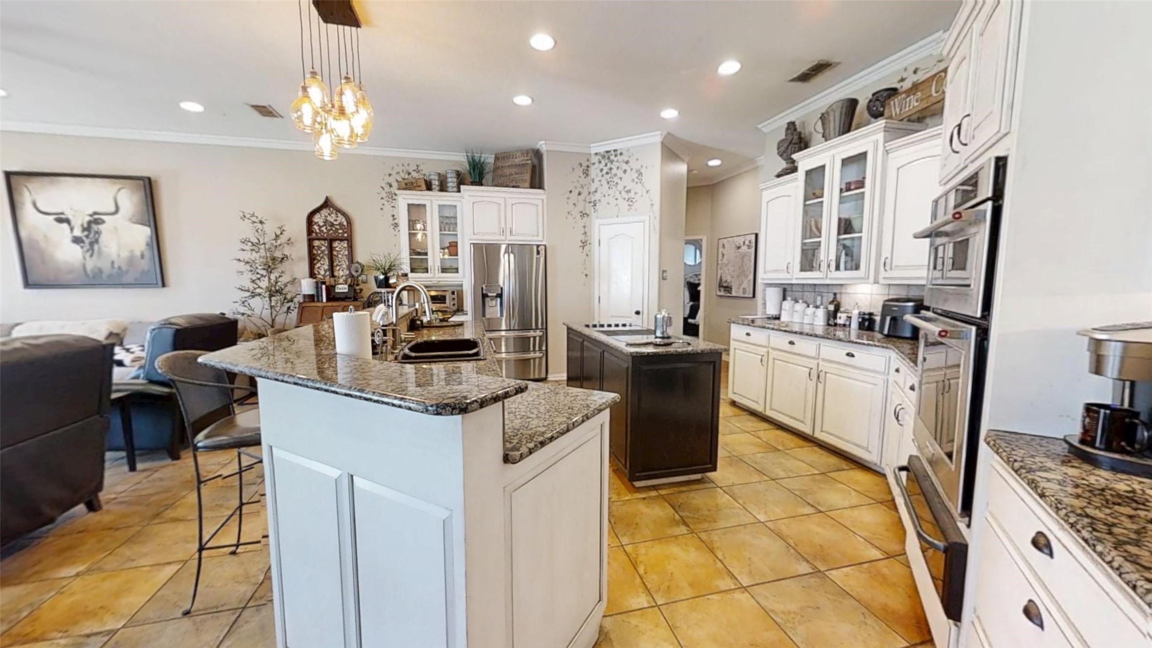 8810 S Hampton Drive Granbury TX 76049
