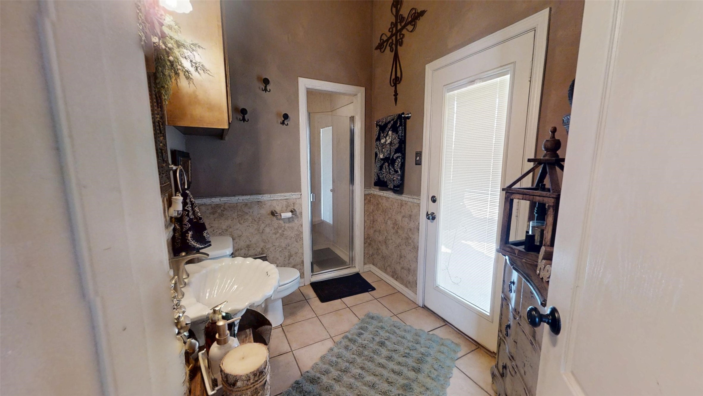 8810 S Hampton Drive Granbury TX 76049