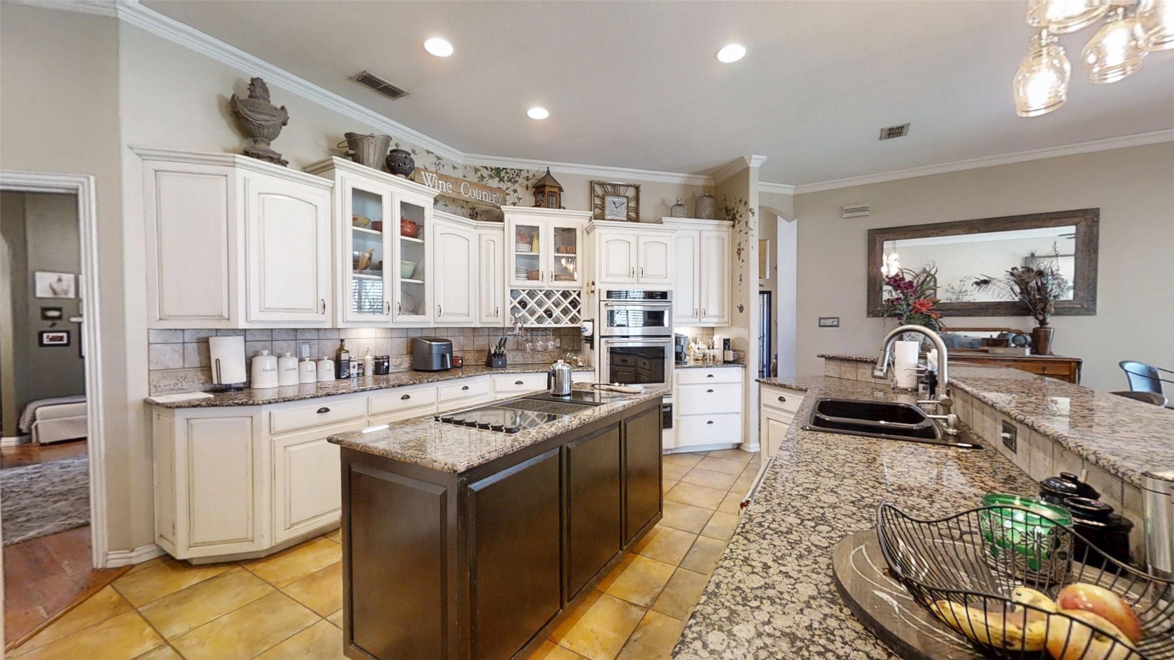 8810 S Hampton Drive Granbury TX 76049
