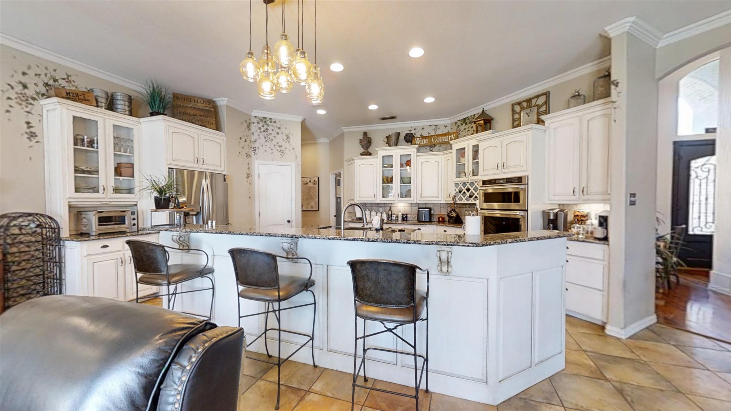 8810 S Hampton Drive Granbury TX 76049