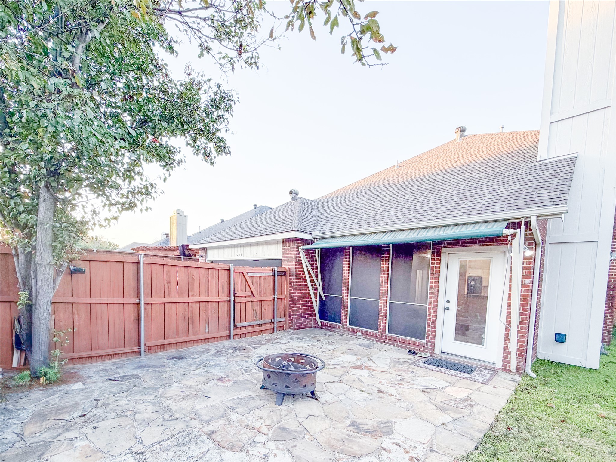 1236 Whitehorse Drive Lewisville TX 75077