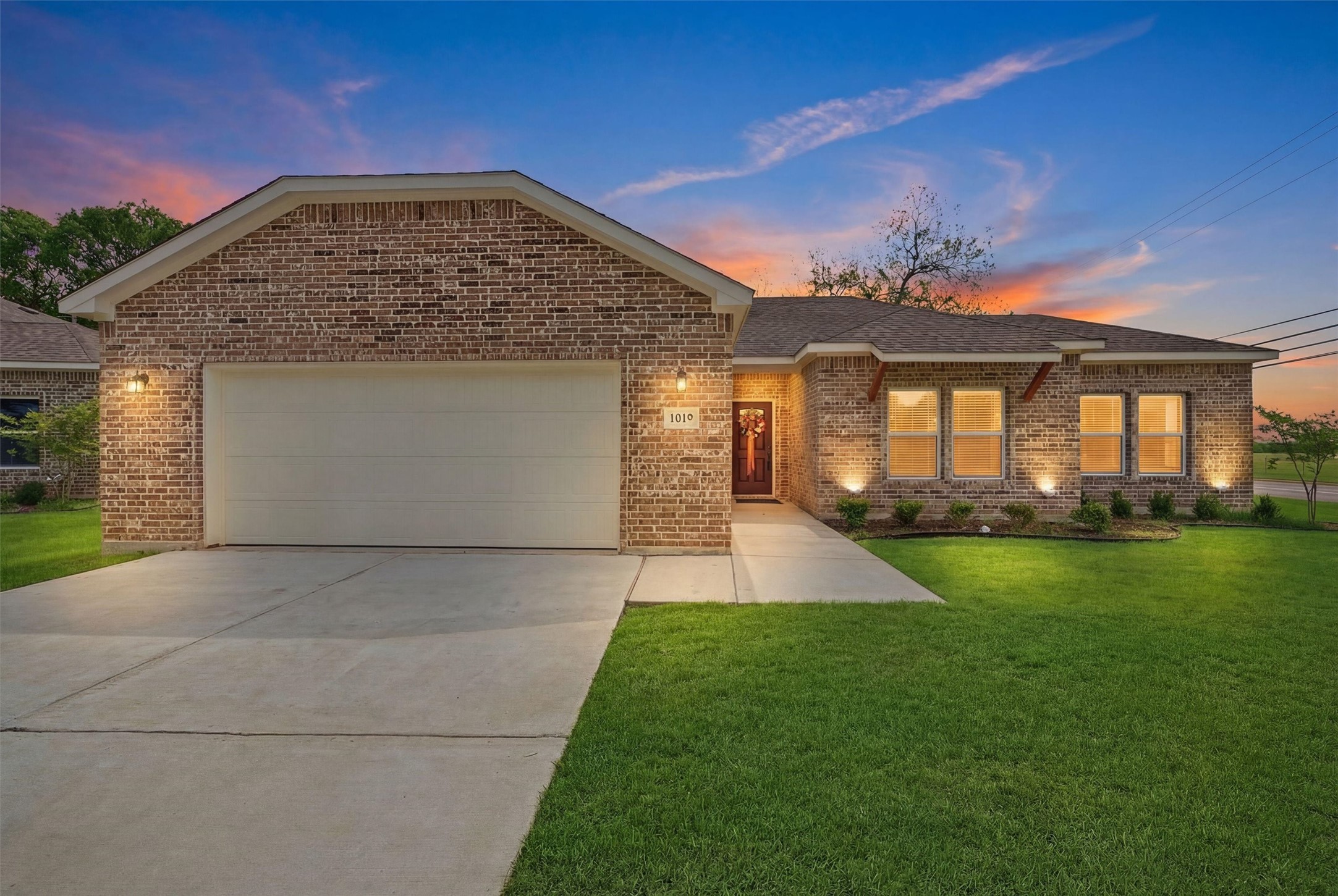 1019 Holiday Drive Sherman TX 75090