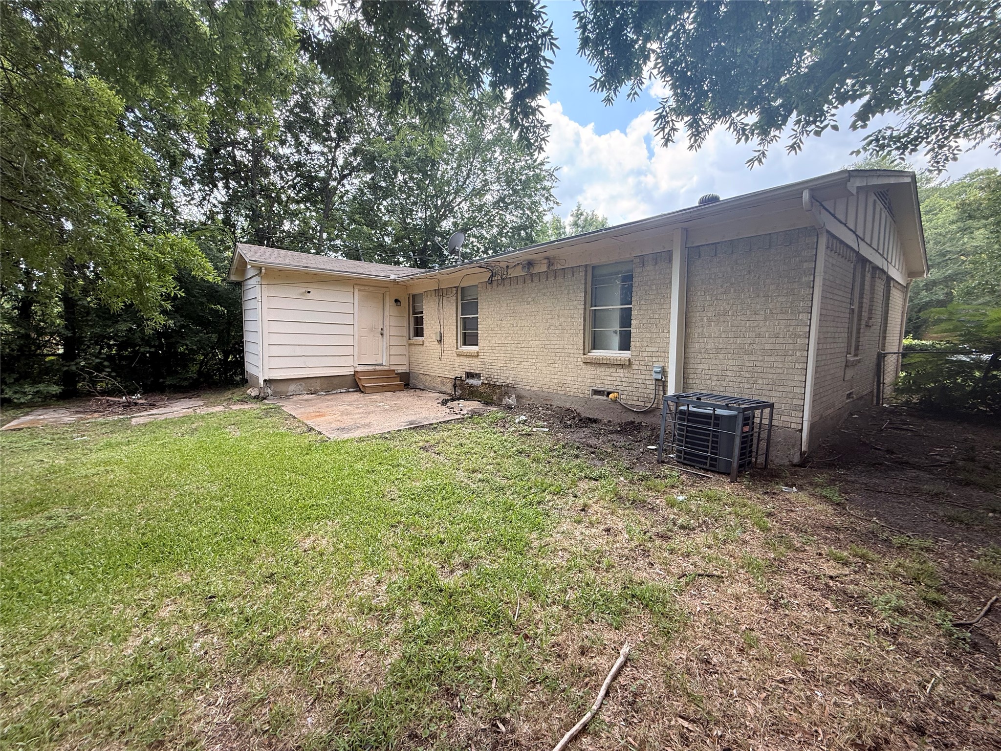 1332 Ridgeview Street Mesquite TX 75149
